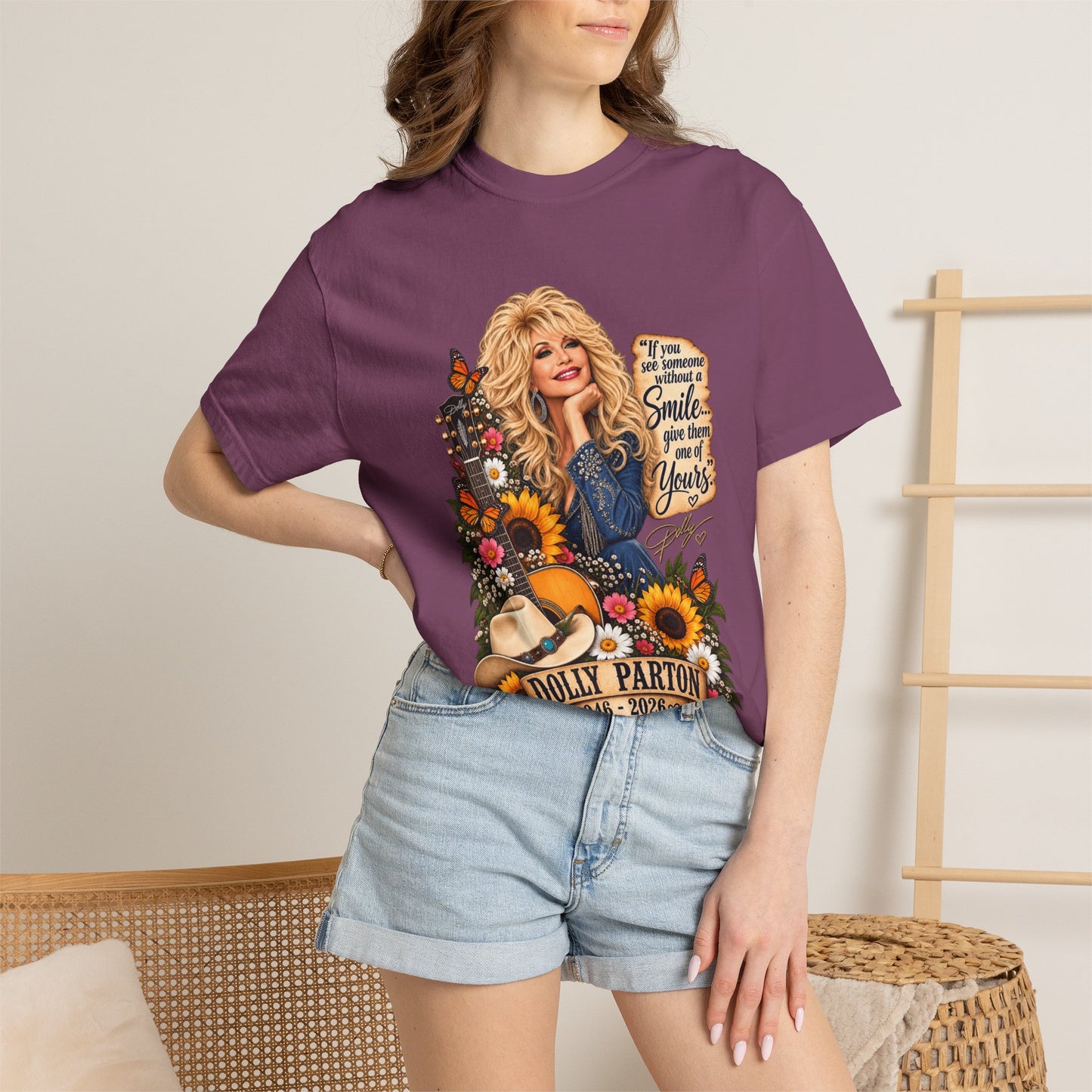 Dolly Parton T‑Shirt Portrait with 'Smile' Quote