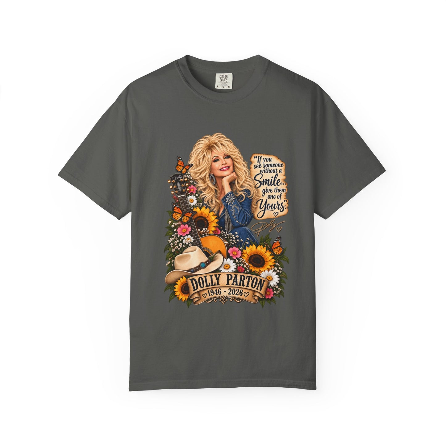 Dolly Parton T‑Shirt Portrait with 'Smile' Quote